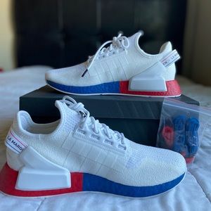 Adidas nmd r1 v2 “White red blue” (size 9.5)